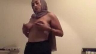 Paki Hijab Youngster Stripping