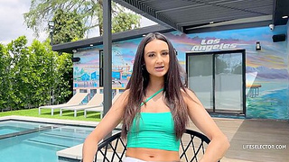 Eliza Ibarra & Sahara Skye - A Day With Eliza And Sa P1
