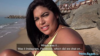 Public Agent A Blind date for Hispanic with gigantic natural boobies