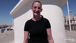 Arianna, 34 years cougar, sublime slutty woman with generous melons