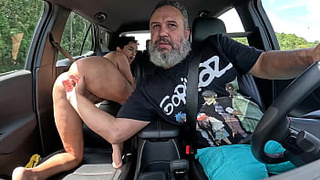 Another carioca hitchhiking down the mountain giving her booty in the car - Talita Lima