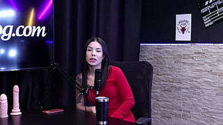 She liked giving her vagina, so she started as a call slut, and Monica Lima gave it to 30 in 1 night - Dieni Gaúcha (SHEER RED)