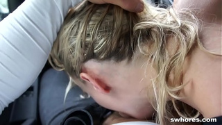 Blonde street skank drilled for little money in the car amazing experience