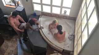 1 lover passing around to fuck two bitches and myself after we all gave him a bj while sitting in the spa bath