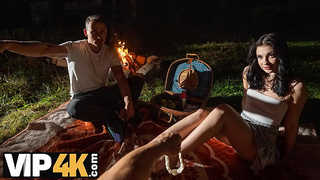 HUNT4K. Alluring thin brunette doesn’t care about her bf and is giving a sloppy oral sex to a stranger