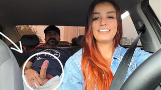 APP driver catches passenger masturbating from ass and gives it to him in the car!