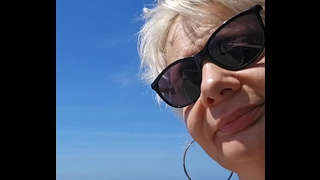 Looking for a stranger on my cruise to fuck my vagina and...