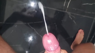 HOME-MADE AMATEURS CUMSHOTS | HANDJOBS AND MOANS - PLENTY OF JIZZ FROM A GIANT WANG