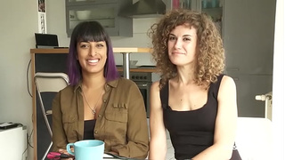 Homemade Lezzie Toying and Deep Finger Fucking