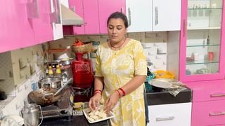 My younger stepsister accidentally sent me her nude photo, I took advantage of it and pounded my stepsister, full Hindi viral sex tape