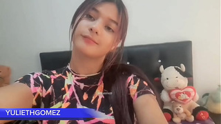 COLOMBIAN MASTURBATION HER VAGINA
