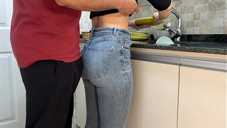 Maid gets Sperm on her Booty wearing Jeans (FREE USE)