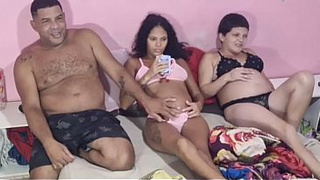 Homemade anal threesome - pregnant women - expectant mothers