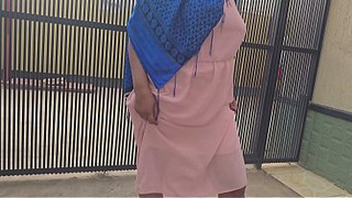 WTF AN ARABIAN MOM MASTURBATION HER CUNT OUTSIDE THE HOUSE NEAR THE ROAD