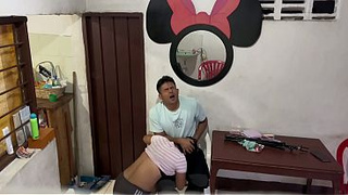 Real film: they were alone at home and she masturbated him